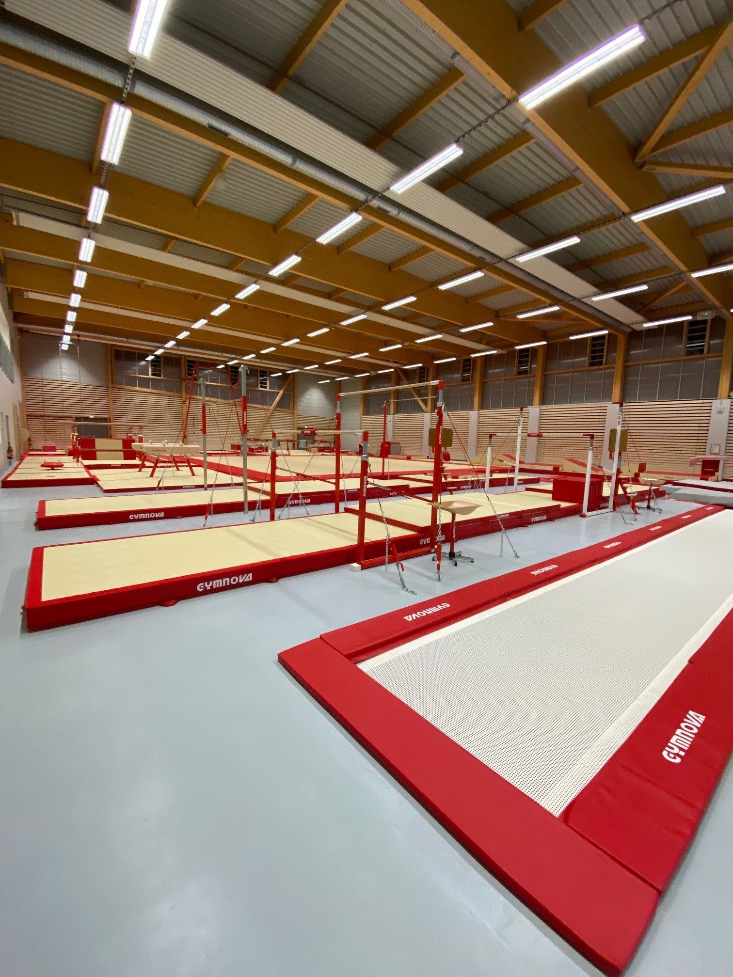 Lycée et complexe sportif à Aizenay